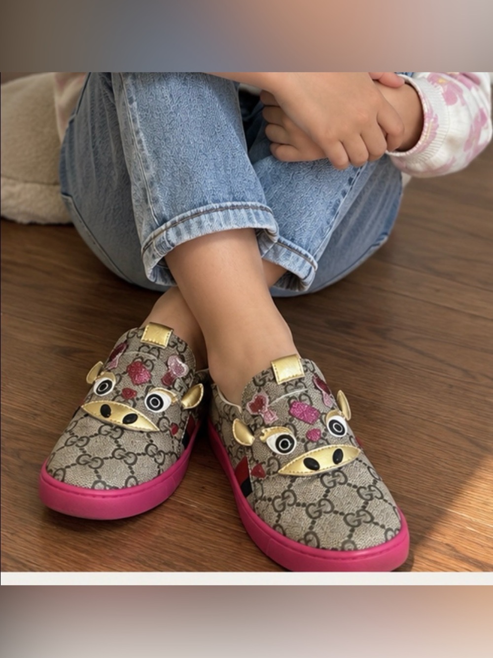 Gucci Kids Giraffe Slip-On Sneakers – Size 32 (US Kids 2–2.5) - Picture 2 of 16